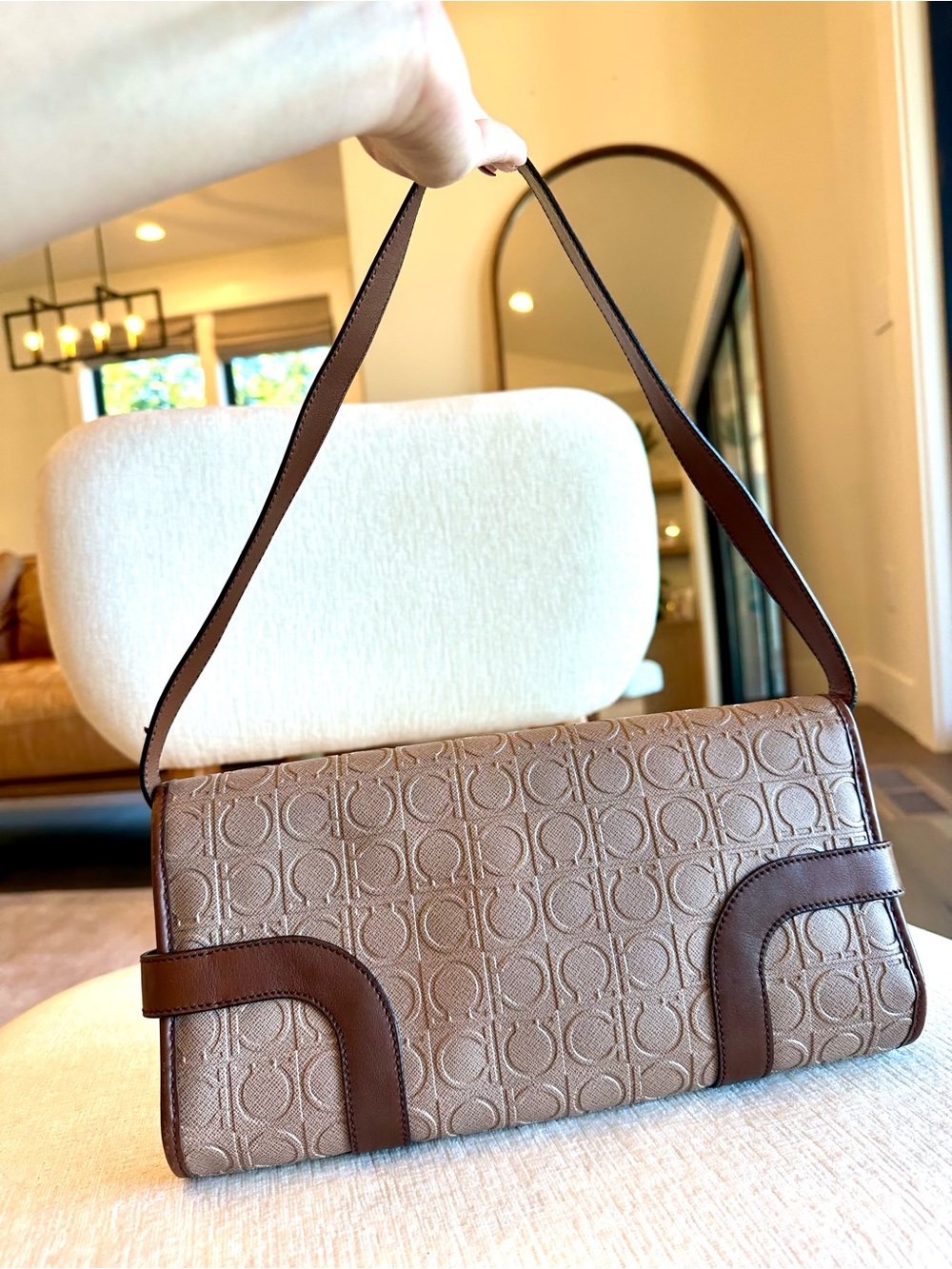 Like NEW! Salvatore Ferragamo Gancini Brown Bag - Converts to a Clutch! - Picture 11 of 16